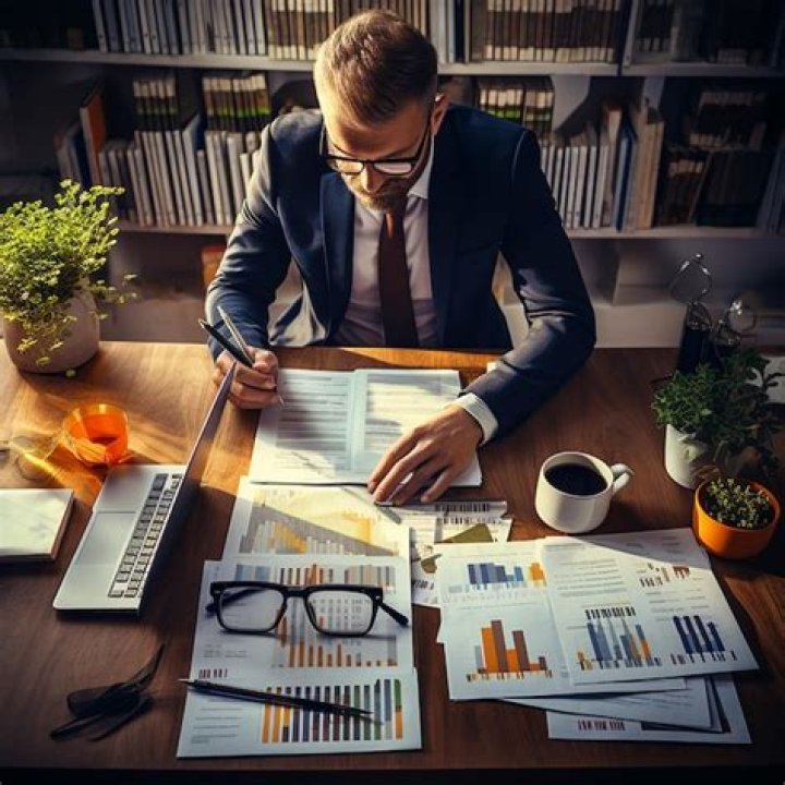 Can an accountant be a banker?