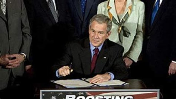 Did George Bush sign his stimulus checks?