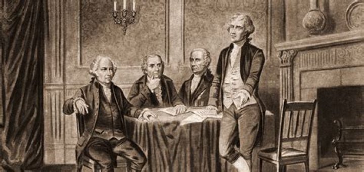 Did Thomas Jefferson opposed the creation of a national bank and mint?
