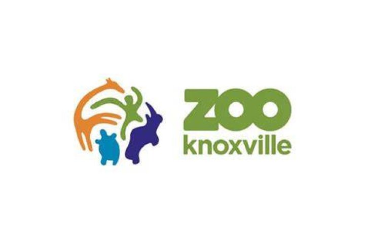 Does Knoxville Zoo have military discount?