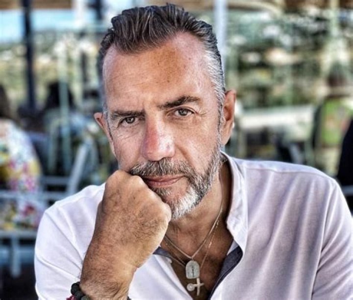 How did Duncan Bannatyne become famous?