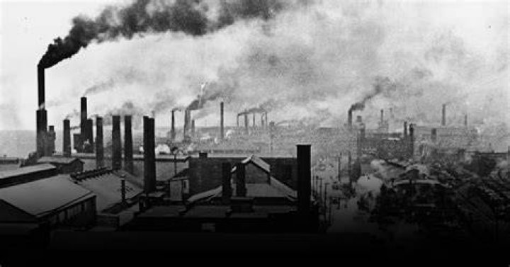 How did industrialization impact American life in the 1920s?