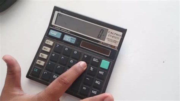 How do I turn off my calculator without the power button?