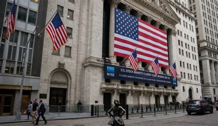 How many days was the stock exchange closed after 9 11?