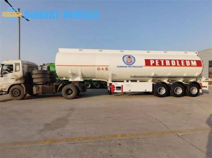 How many Litres of oil does an oil lorry hold?