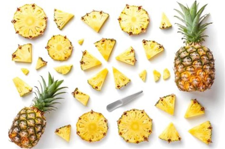 How many pieces are in a pineapple?
