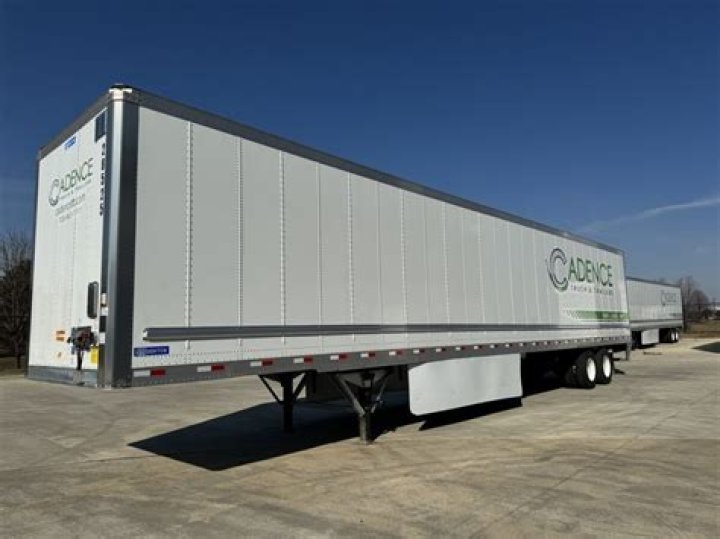 How much does it cost to rent a 53 foot dry van trailer?