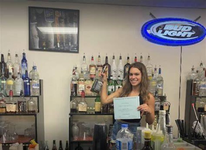 Is a bartending school worth it?