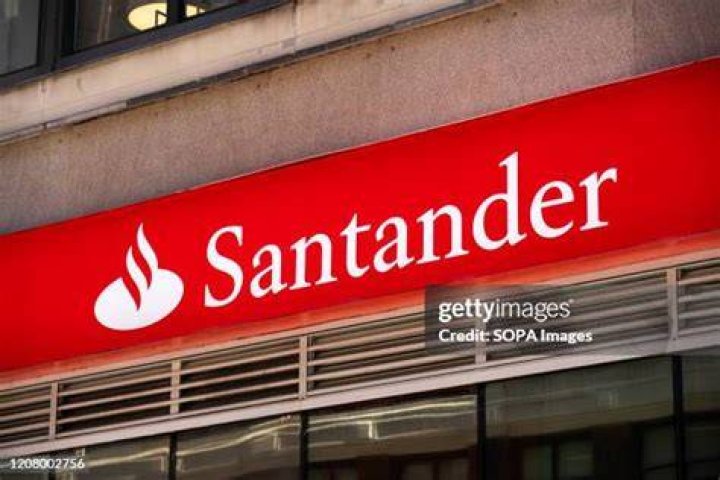 Is there a Santander bank in America?