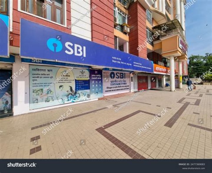 What are the facilities in SBI bank?