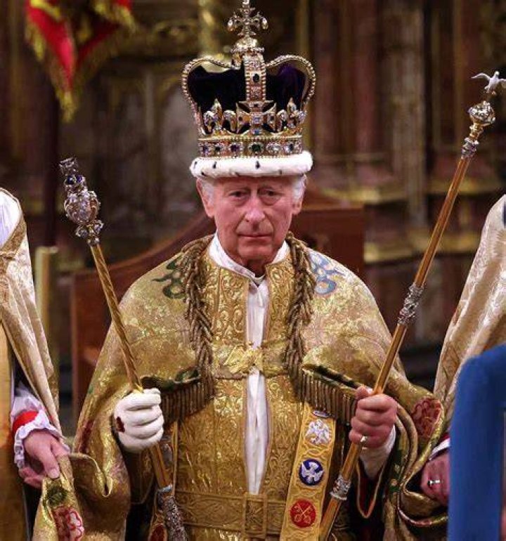 What do Kings do for nobles?
