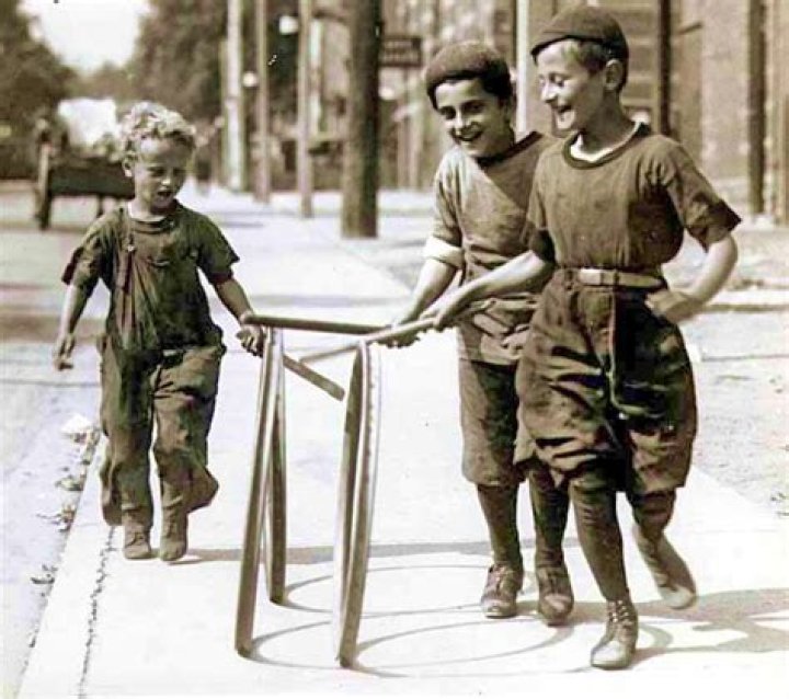 What games did they play in the early 1900s?