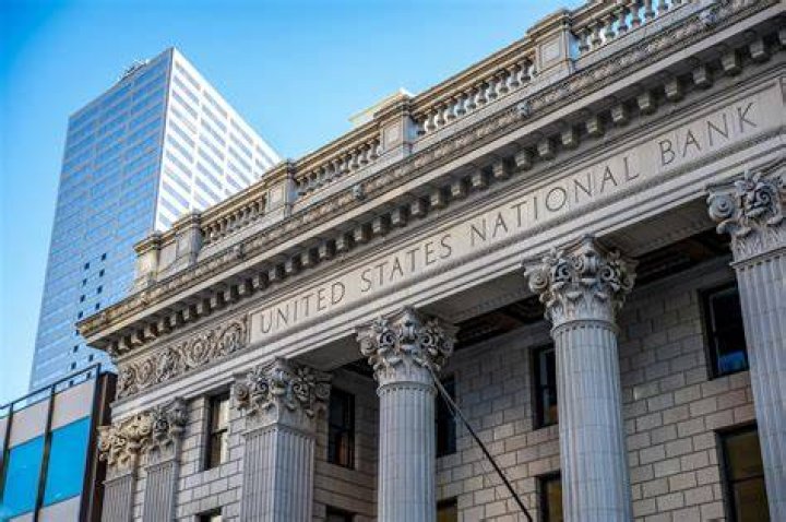 What happened as a result of the Second Bank of the United States?