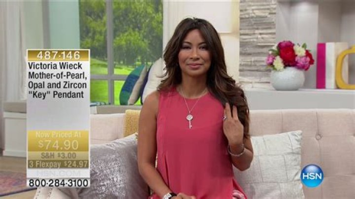 What happened to Victoria Wieck on HSN?